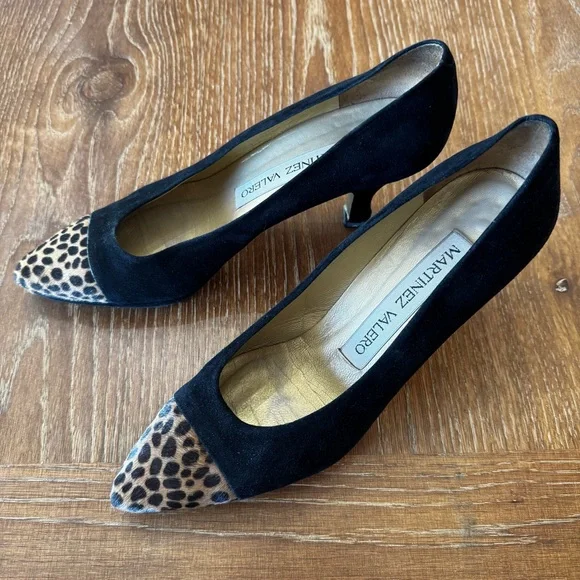VGUC Martinez Valero black suede pumps 8 - Picture 2 of 12